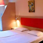Philoxenia & 4*