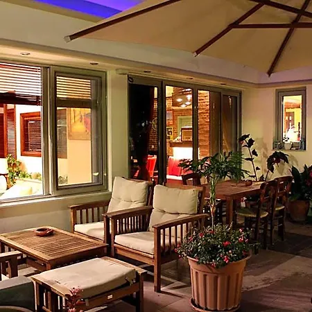 Philoxenia & Apartahotel 4*