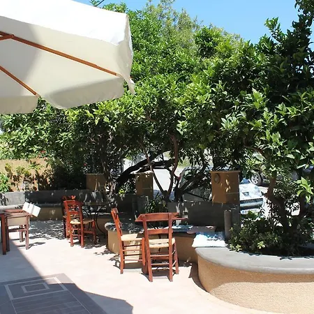 Philoxenia Hotel&studios Hotel apartamentowy 2*