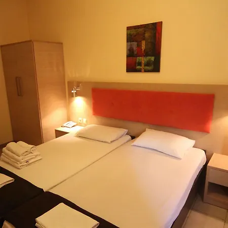 Hotel apartamentowy Philoxenia Hotel&studios 2*