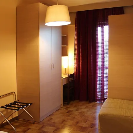Philoxenia Hotel&studios