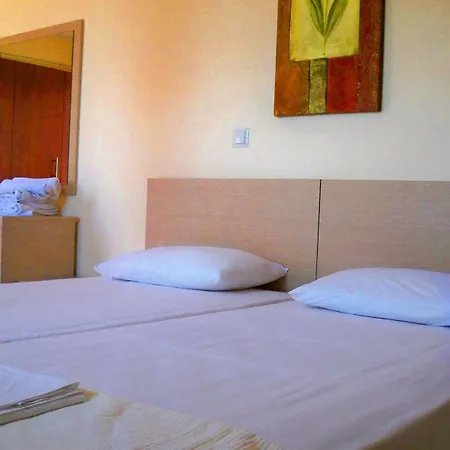 Apartahotel Philoxenia &