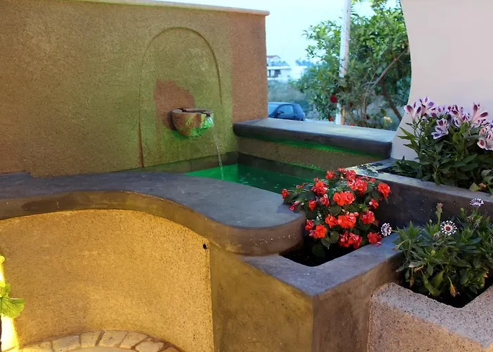 费洛克贞尼亚一室公寓酒店