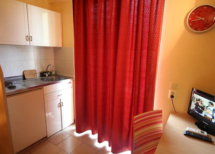 公寓式酒店 费洛克贞尼亚一室公寓酒店 Rhodes City