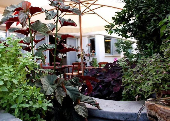 Philoxenia & Aparthotel