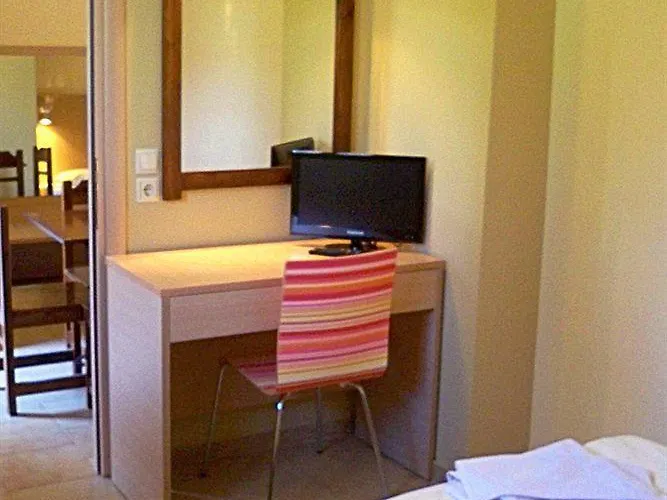 Apart Otel Philoxenia & 3*